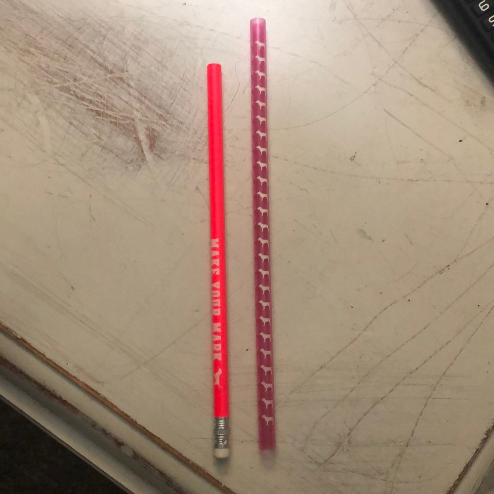 Victoria Secret Pink Staw